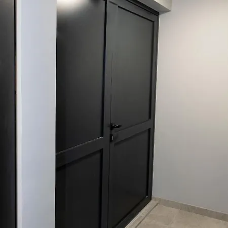 Appartamento Le Fabre 1 - Agréable Studio - Proche Hypercentre Hôpital - Wifi - Parking *