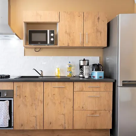 Appartamento Le Fabre 1 - Agréable Studio - Proche Hypercentre Hôpital - Wifi - Parking *